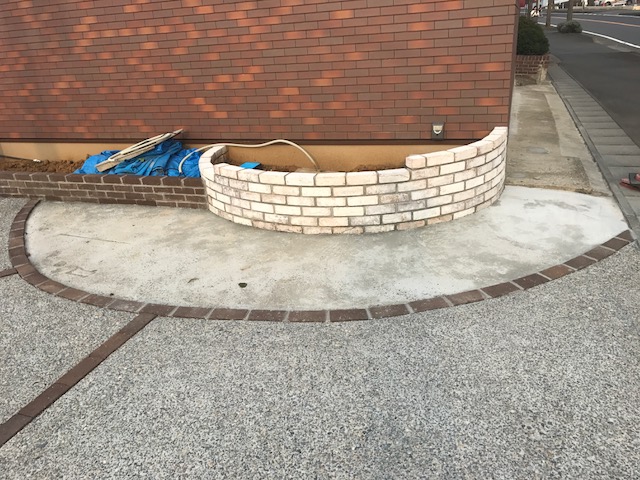 土浦アプローチサインペイント施工前
