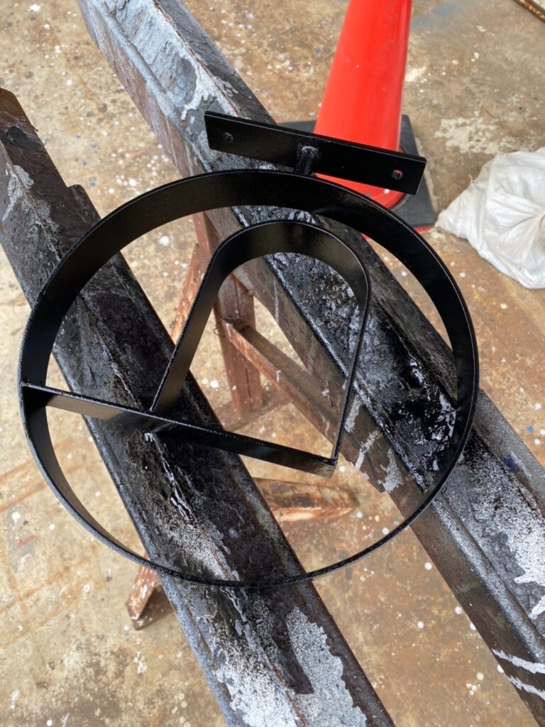 アイアン駐車場看板-制作中