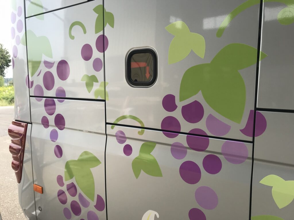 福祉バスラッピングアップ